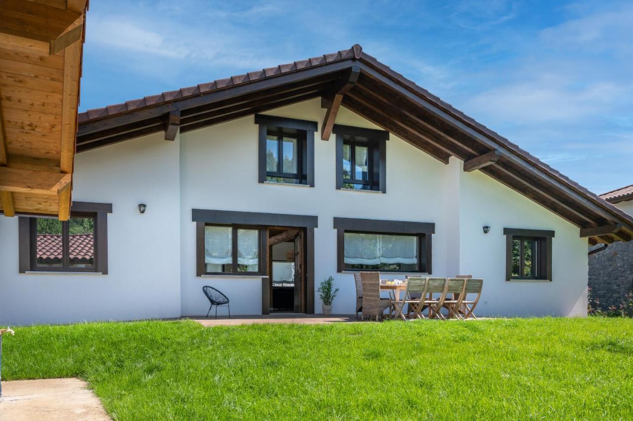 Fidalsa North Style Villa Arosteguieta Exteriör bild